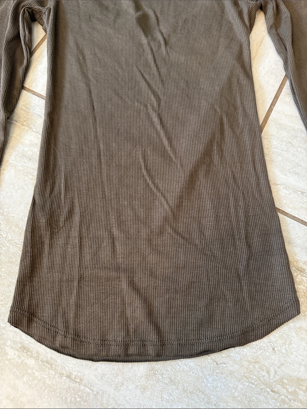 NWT Joah Brown Henley Long Sleeve Top - Picture 13 of 16